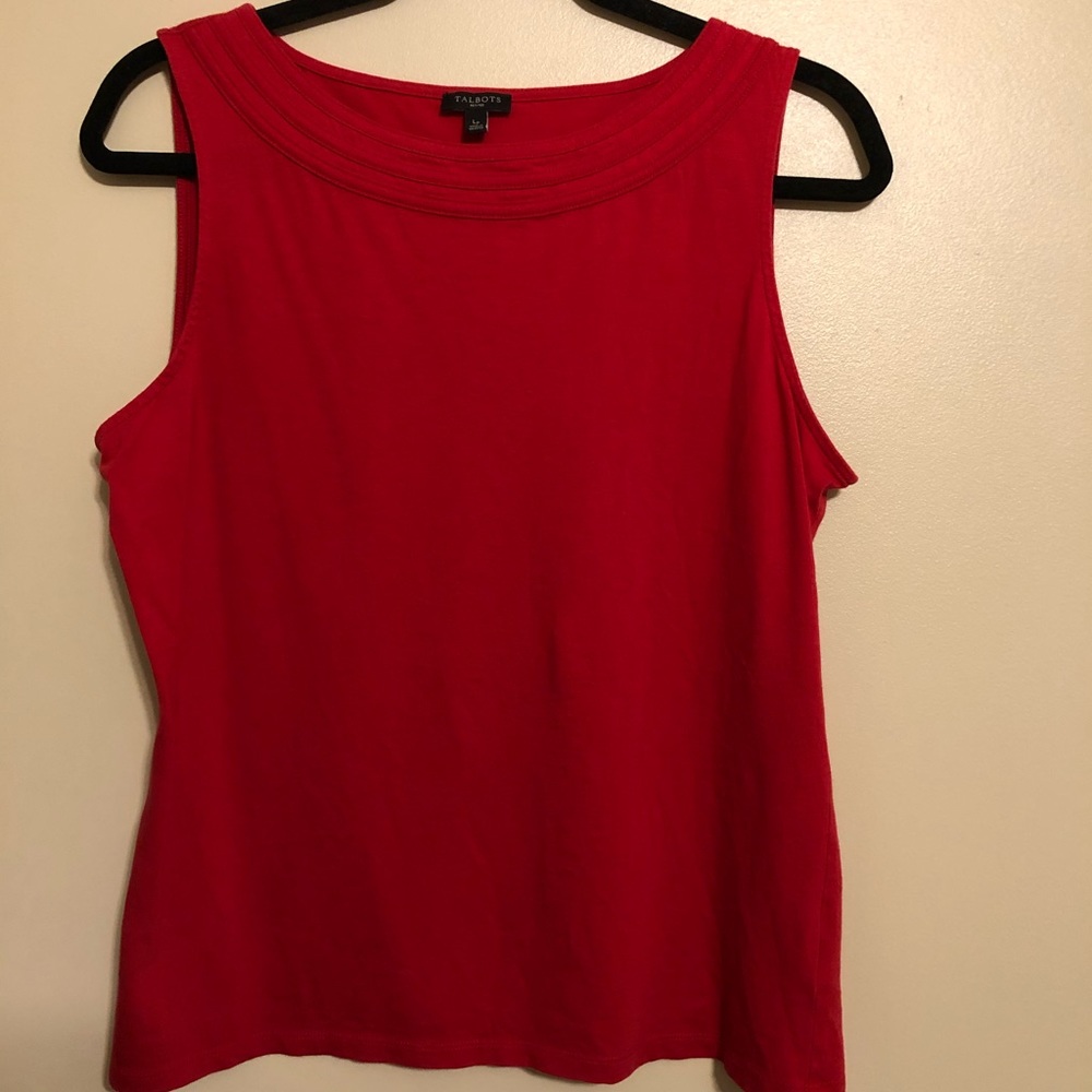 Red sleeveless tank